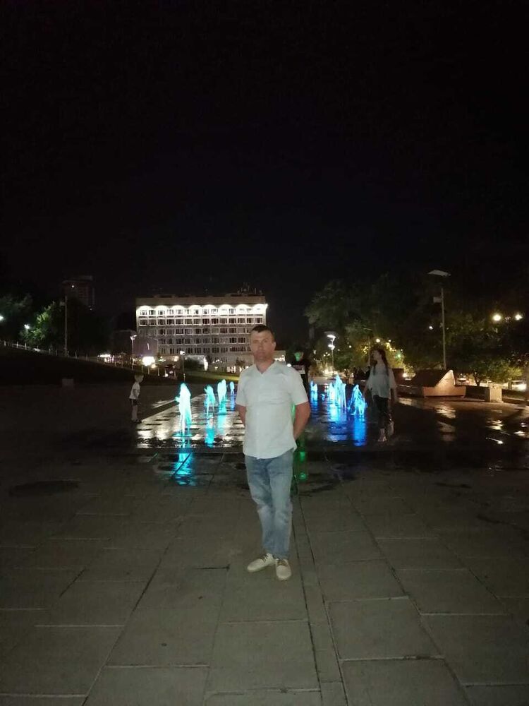  29309836  Pavel, 42 ,    -