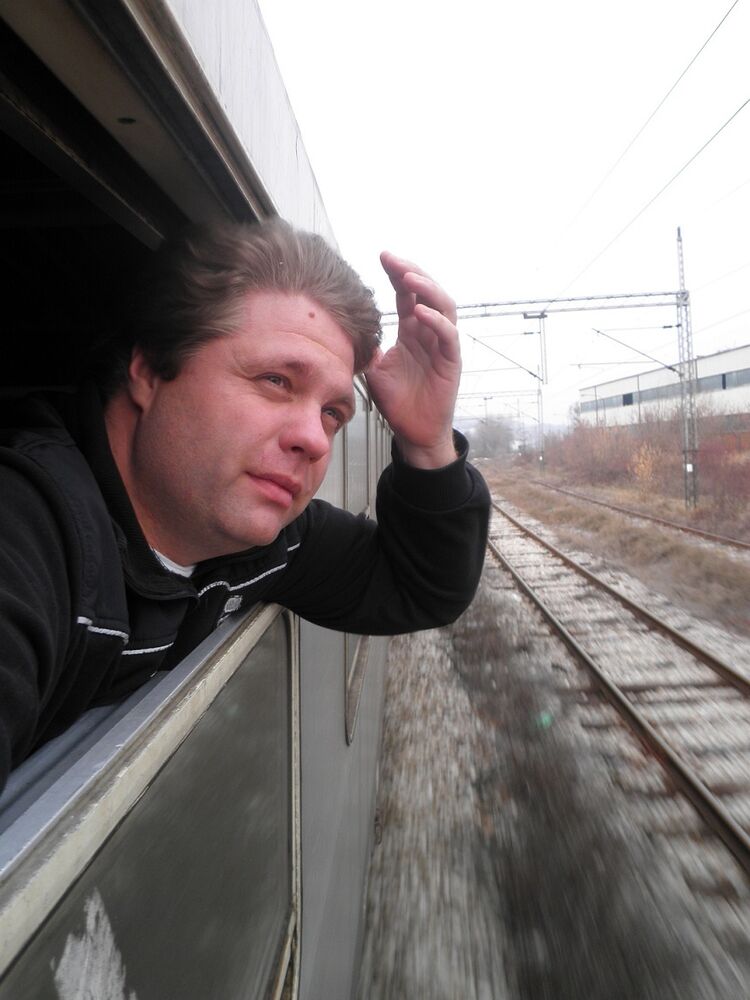  ,   Goran, 51 ,   ,   