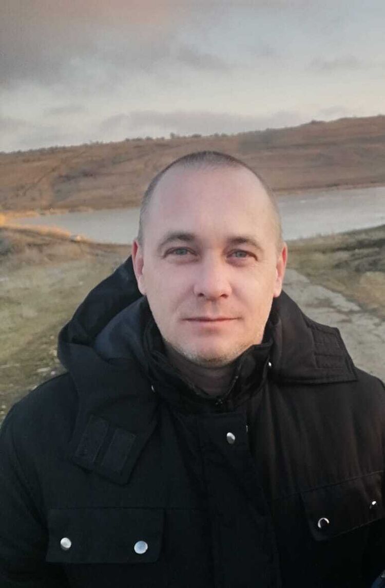  ,   Igor, 40 ,   ,   , c 