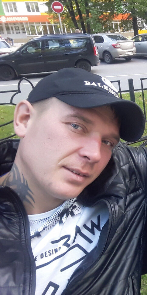  ,   Oleg, 33 ,   ,   , c 