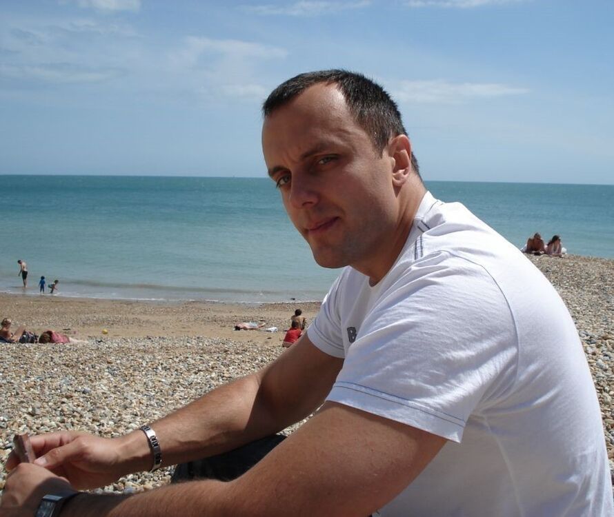  ,   Alex, 43 ,   ,   , c , 