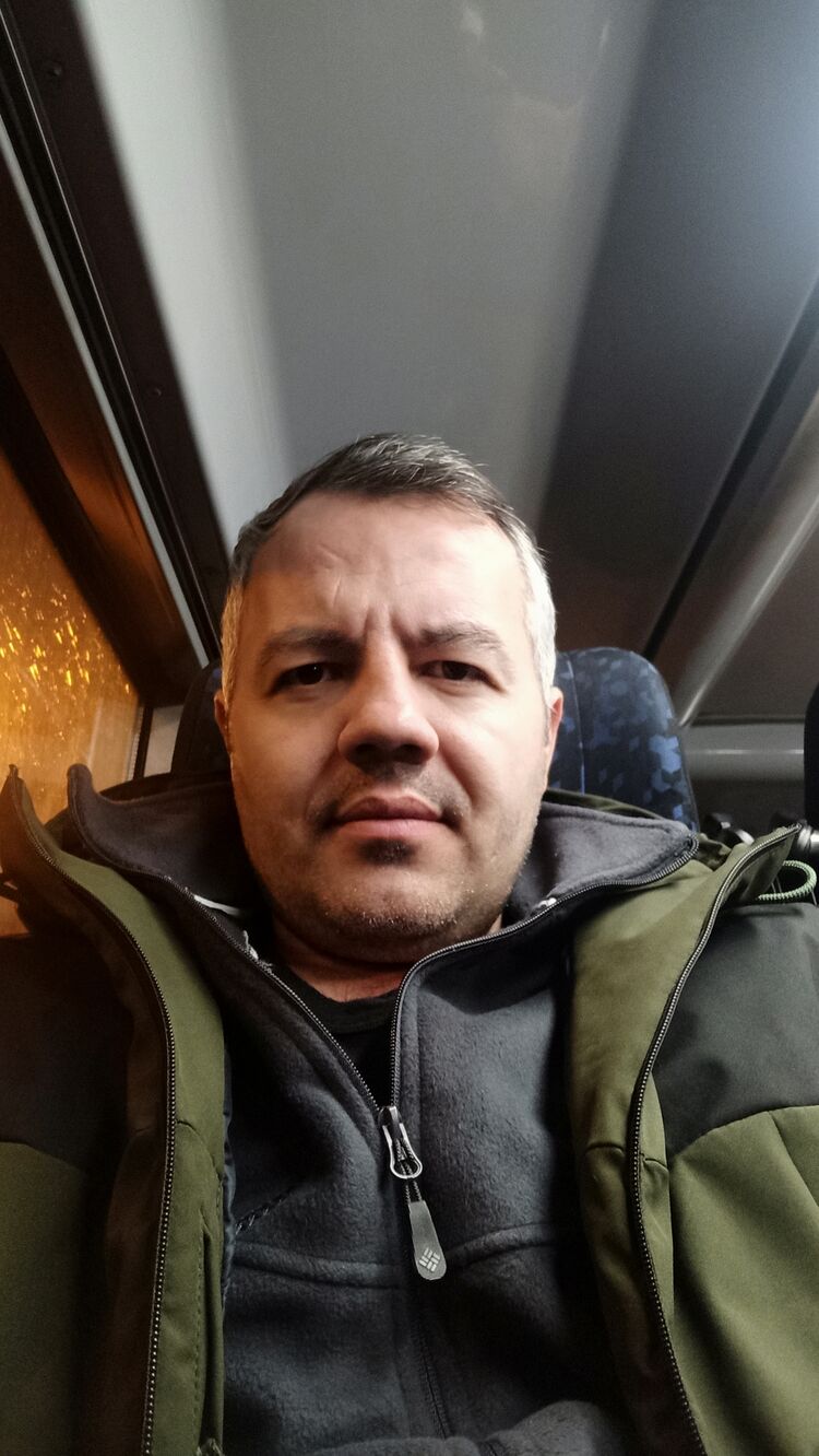  -,   Serdar, 43 ,   ,   