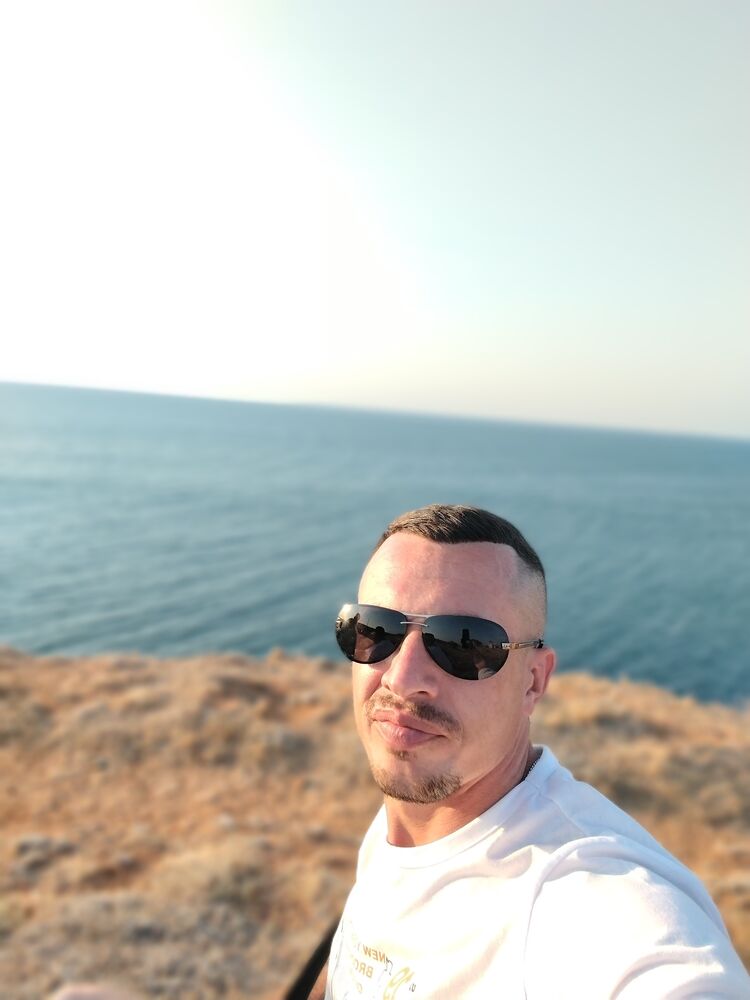  52929546  , 30 ,    
