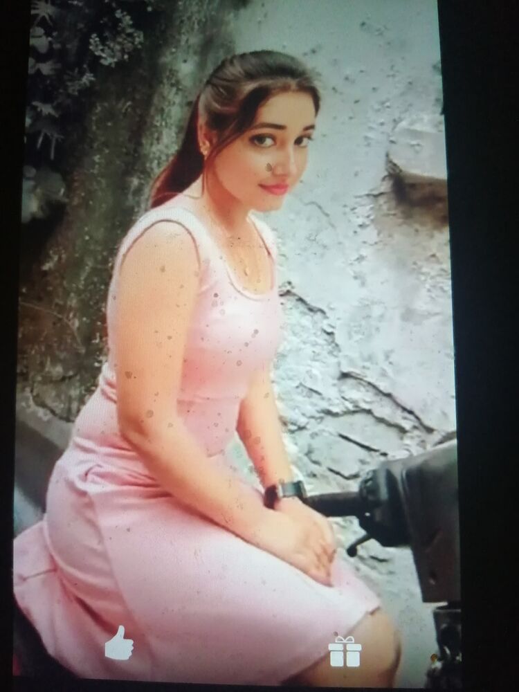  48175666  Camila, 29 ,    