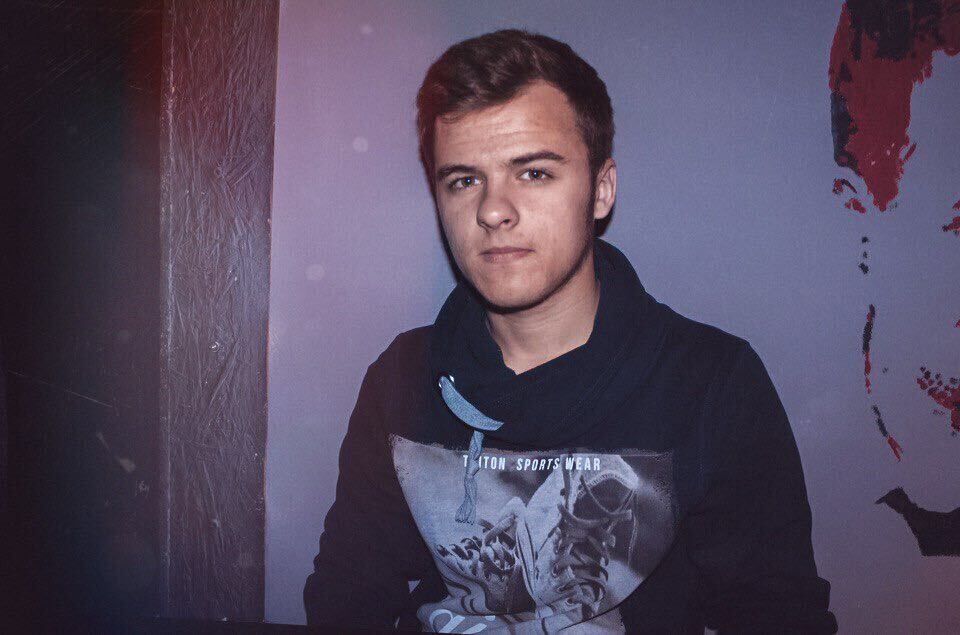  ,   , 25 ,   ,   