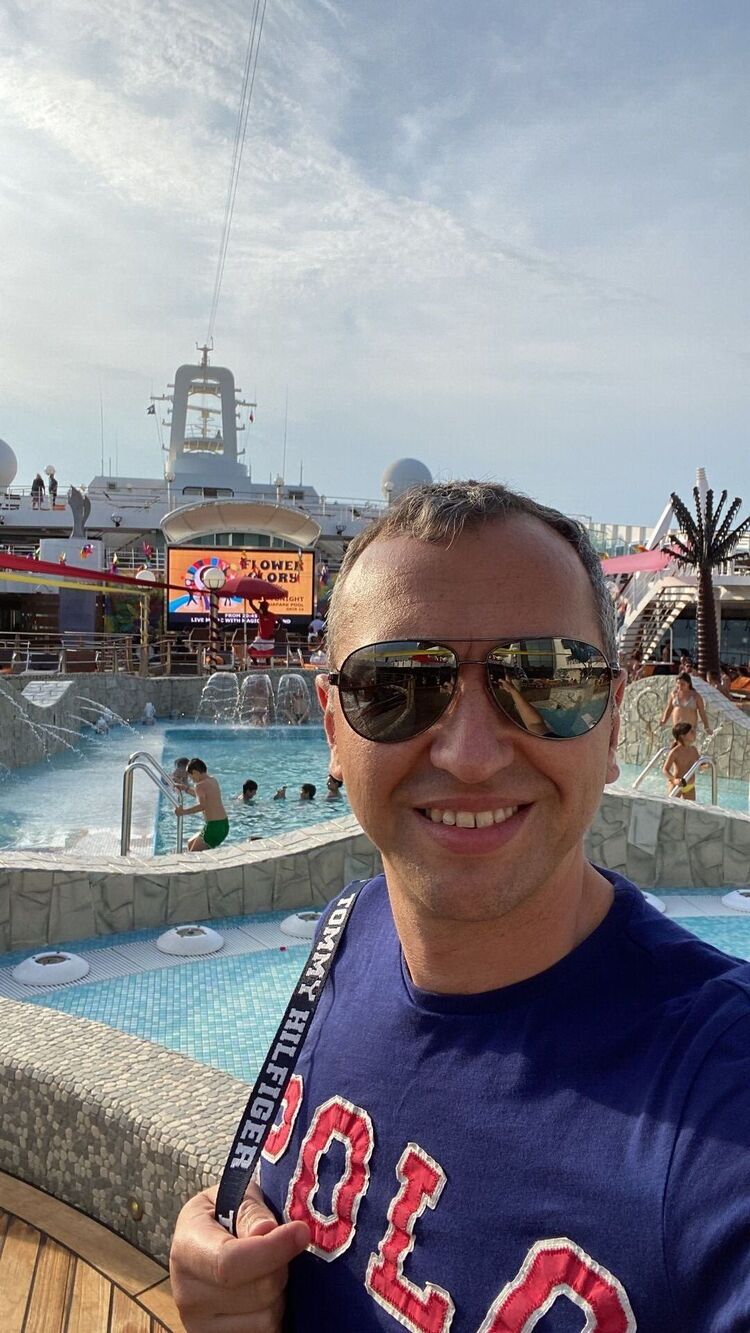  ,   Georg, 45 ,   ,   