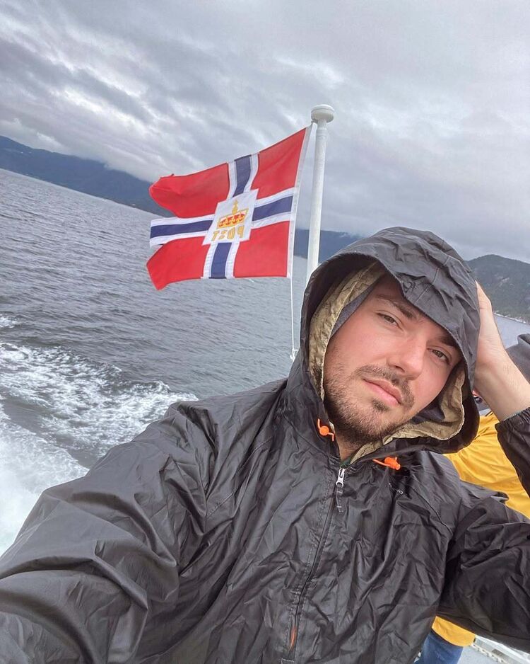 ���� 56098476 ������� ����������, 28 ���, ���� ���������� � ������������