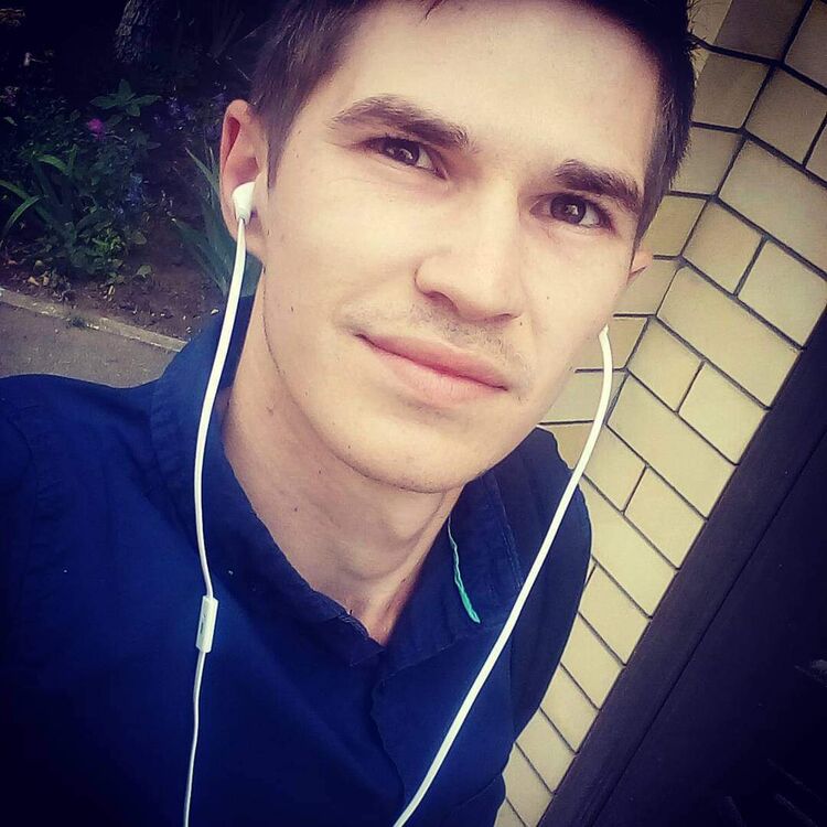  26011836  Nikolai, 32 ,    -