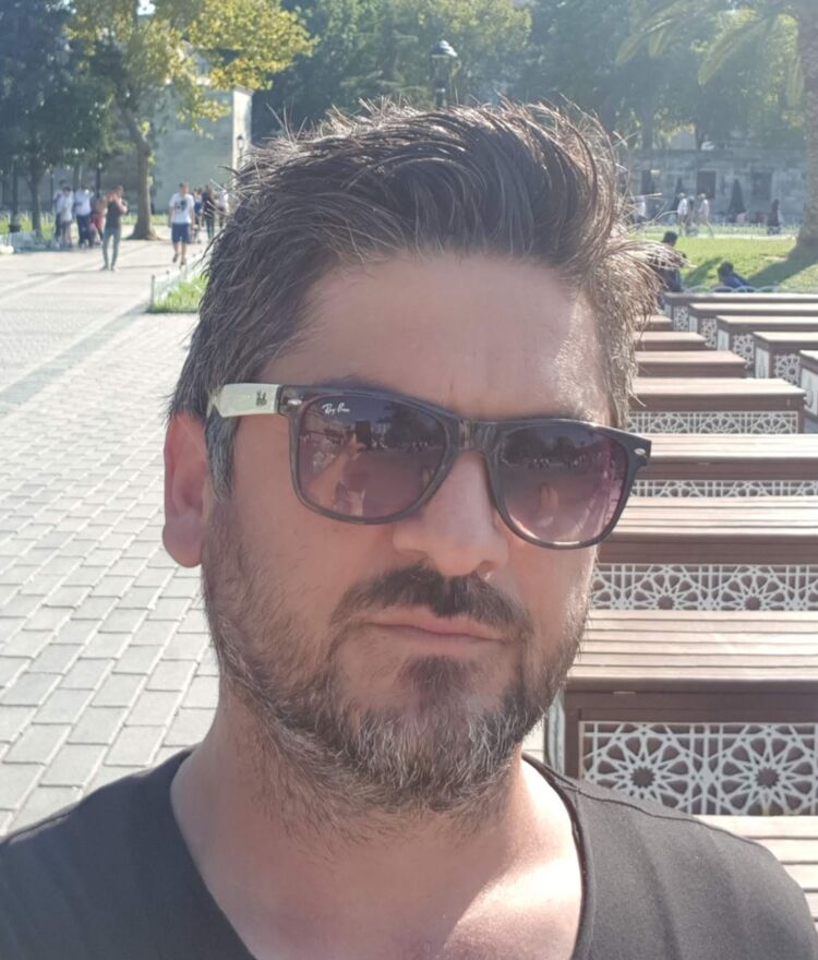  54700316  Bulent, 47 ,    Tuzla