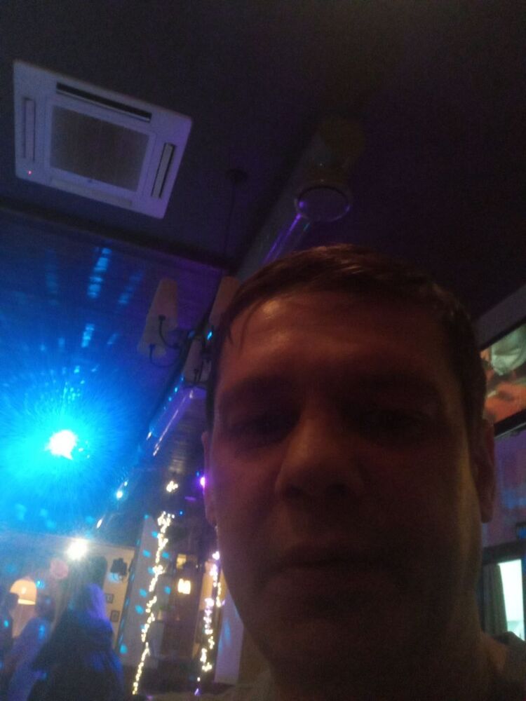  48025076  , 44 ,    