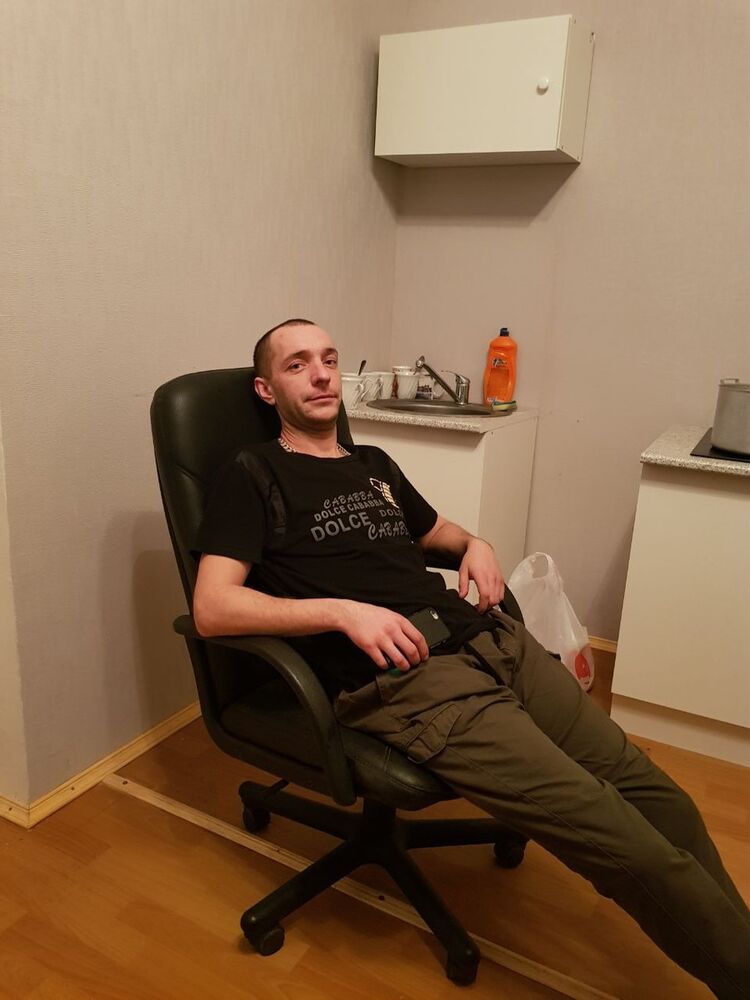  13985316  , 27 ,    