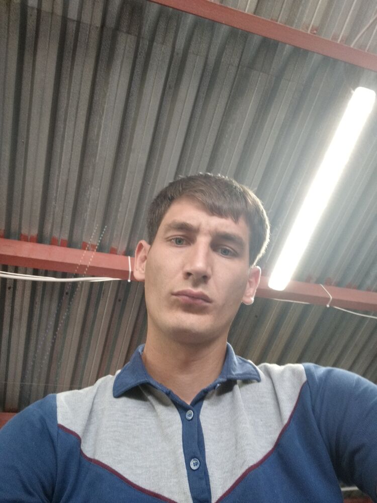  27949316  Borya, 32 ,    