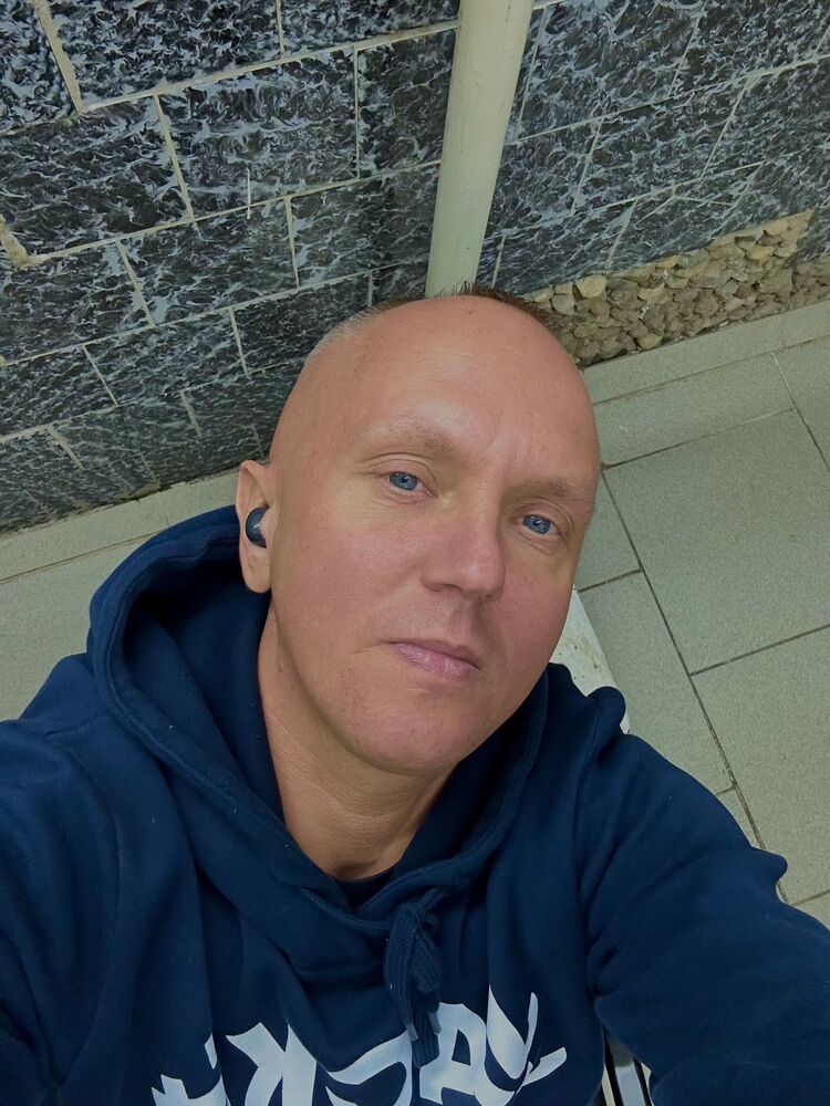  33110396  , 38 ,    
