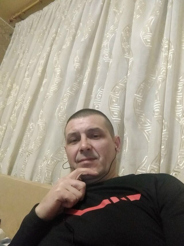  53525246  VLADIMIR, 45 ,    -