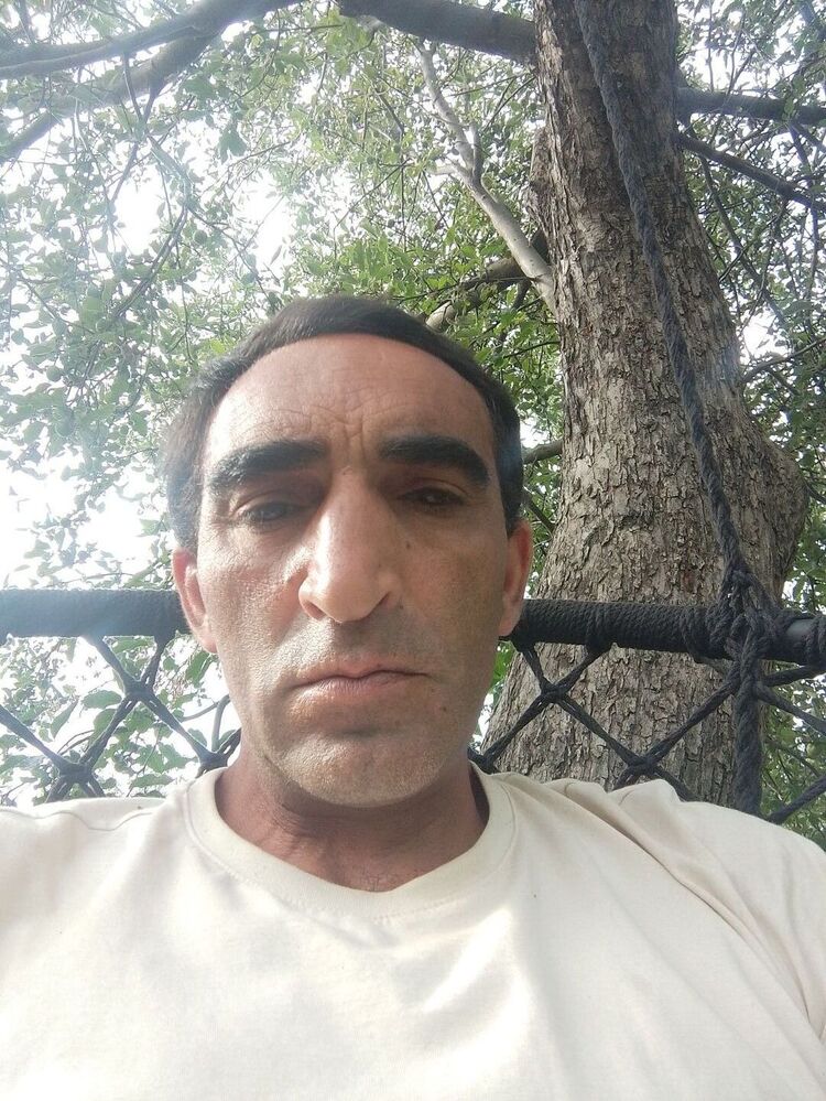  52662646  Arsen, 46 ,    Deleted