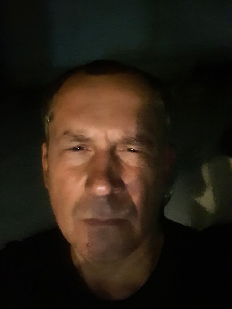  ,   Valery, 48 ,   ,   