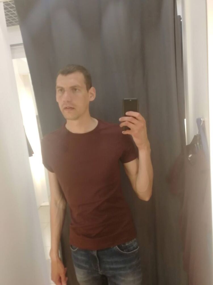 ���� 24550796 ������� Nik, 32 ����, ���� ���������� � �������-��-����