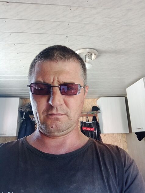  44898606  , 42 ,    