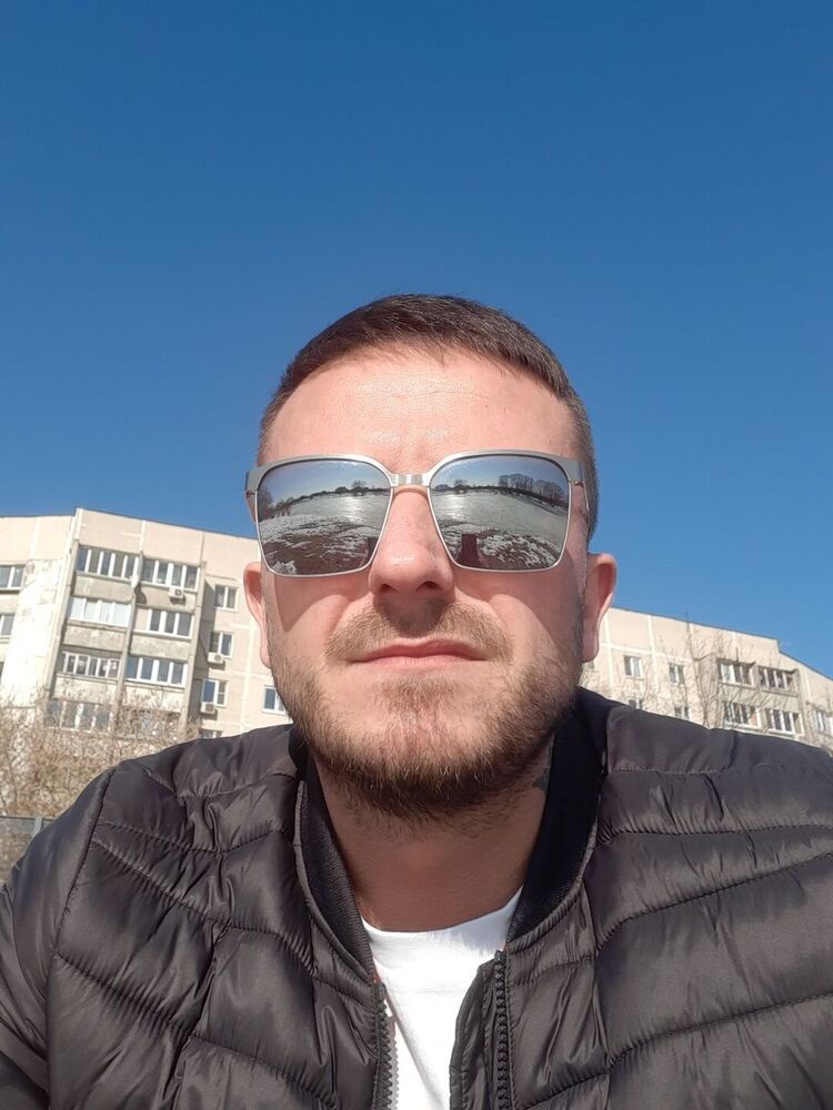  ,   Ivan, 37 ,   ,   