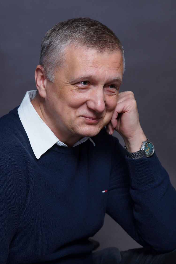  ,   Alex, 55 ,   ,   , c 