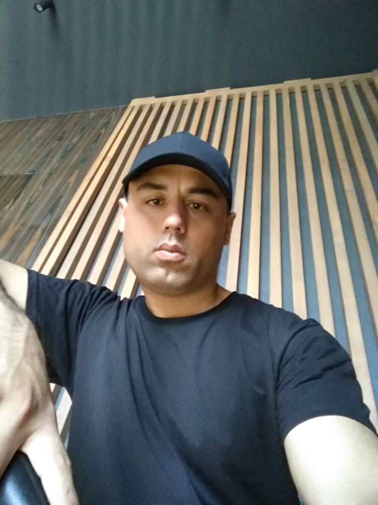  39223776  Behruz, 35 ,    