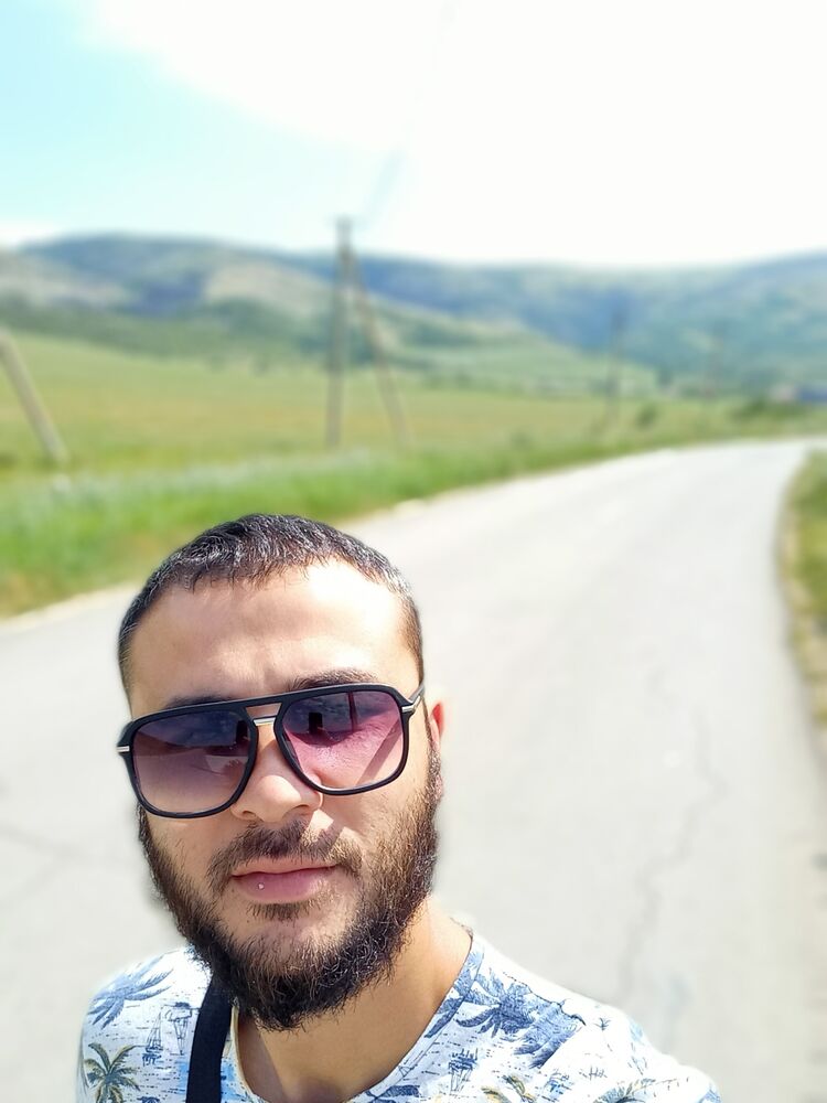  ,   SHoxjoxon, 32 ,   ,   