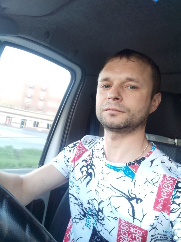  44360706  , 36 ,    