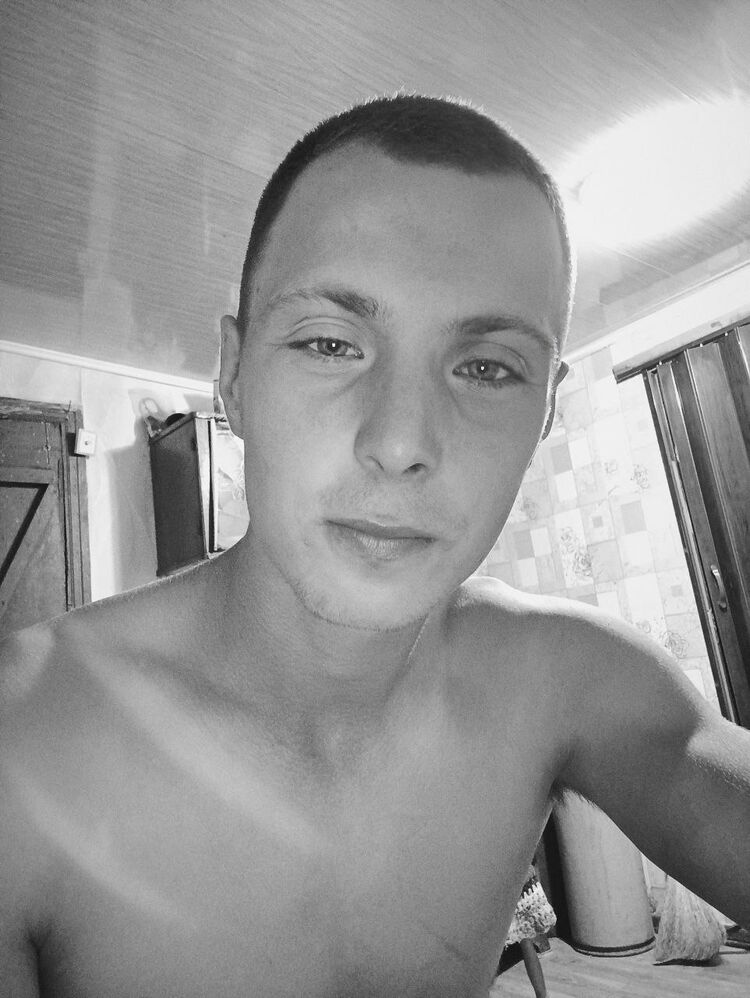  ,   Sergo, 21 ,   ,   