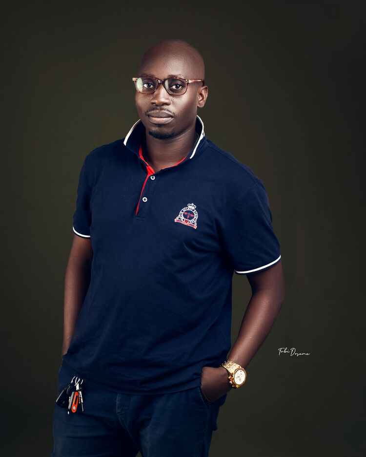  53571546  CROWN, 40 ,    