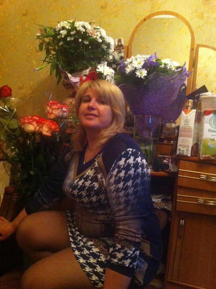  5397476  VALENTINA, 57 ,    