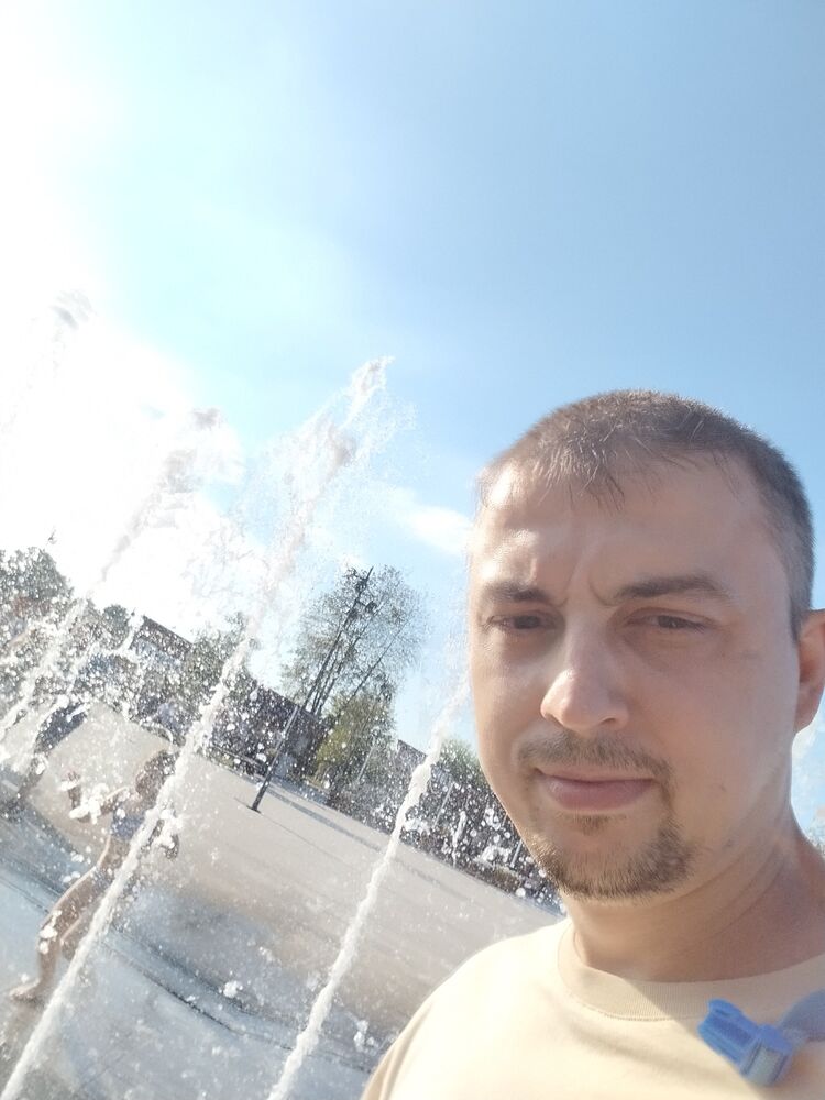  36628956  , 35 ,    -