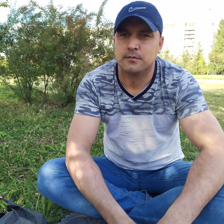  19406406  Jonik, 39 ,    