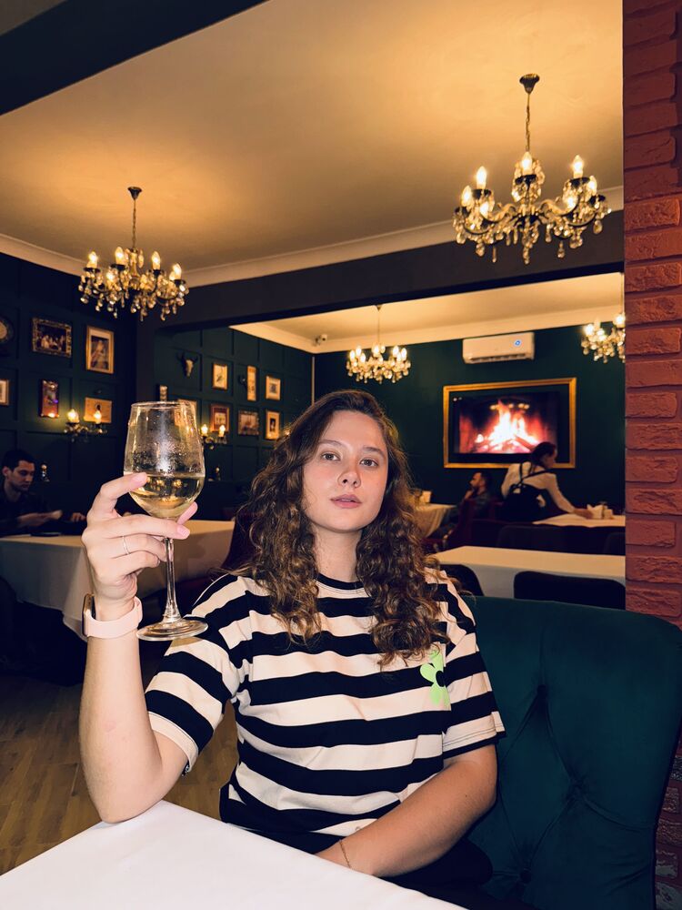  -,   , 22 ,  