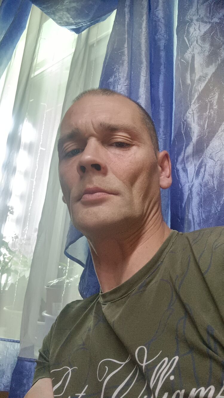  46409956  , 42 ,    