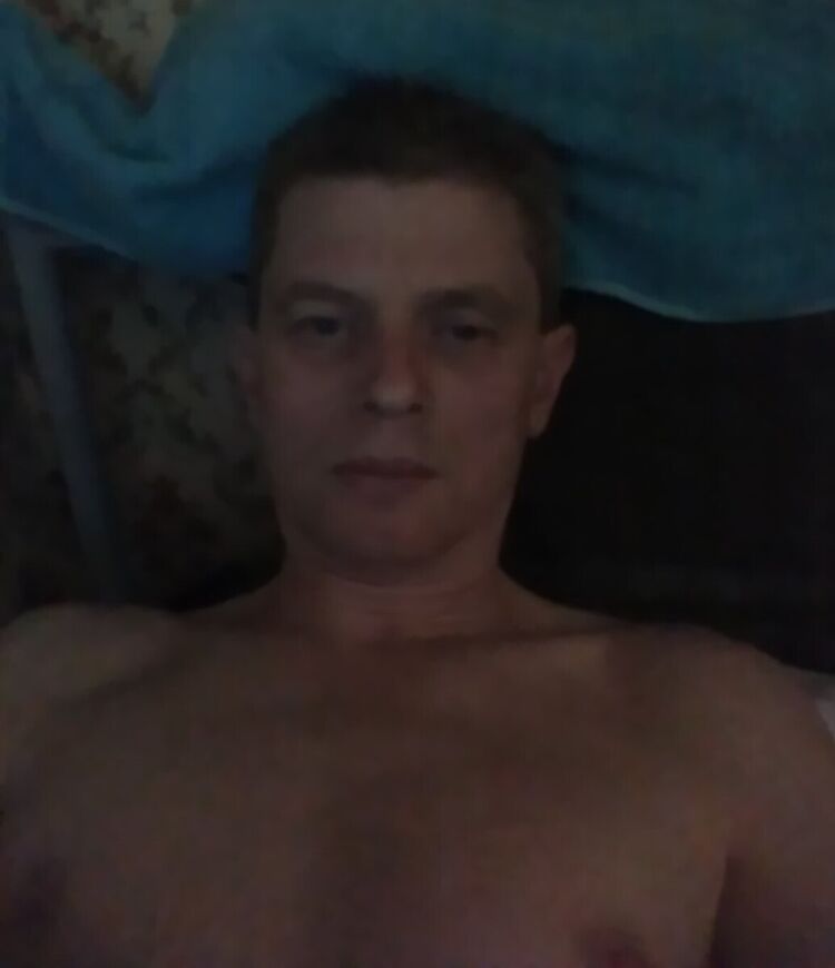  21049356  , 44 ,    