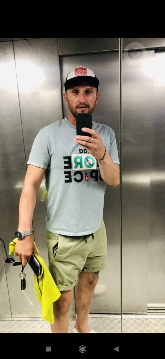  ,   Wladimir, 45 ,   ,   