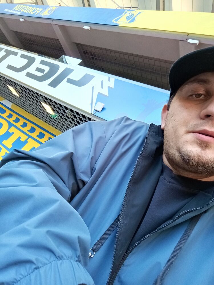  40670256  , 32 ,    --