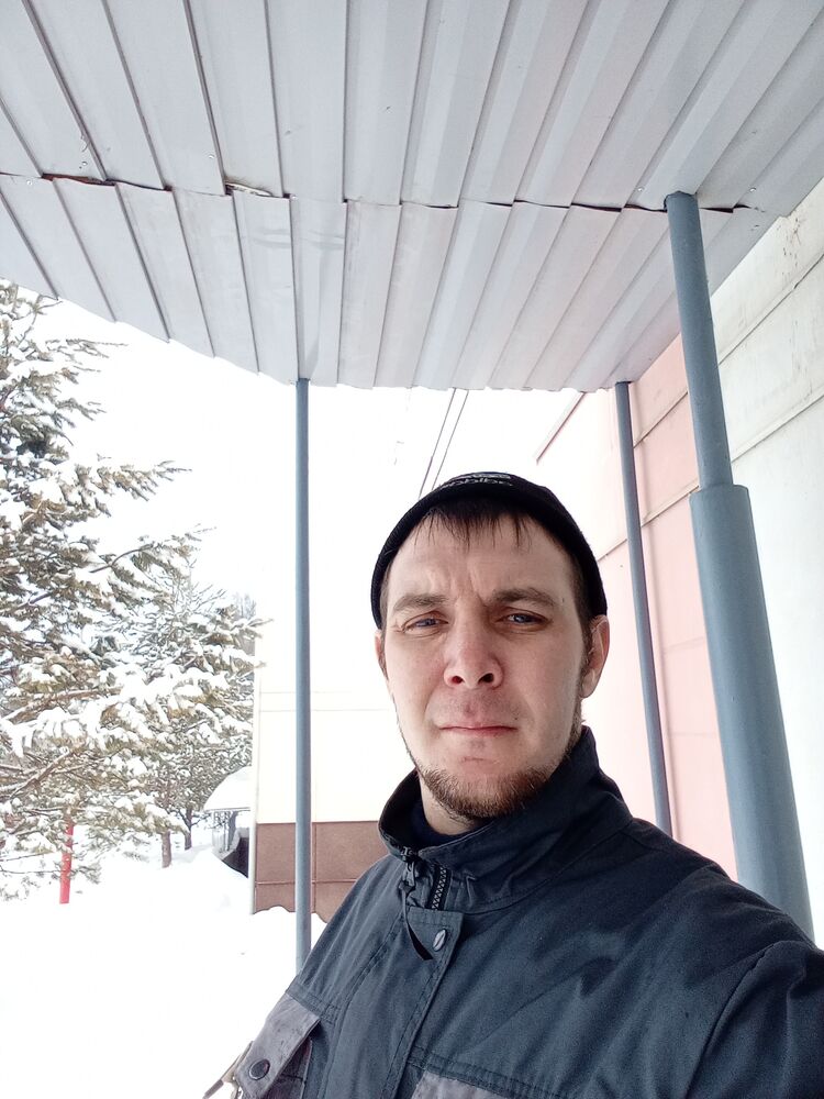  42605126  Anton, 35 ,    --