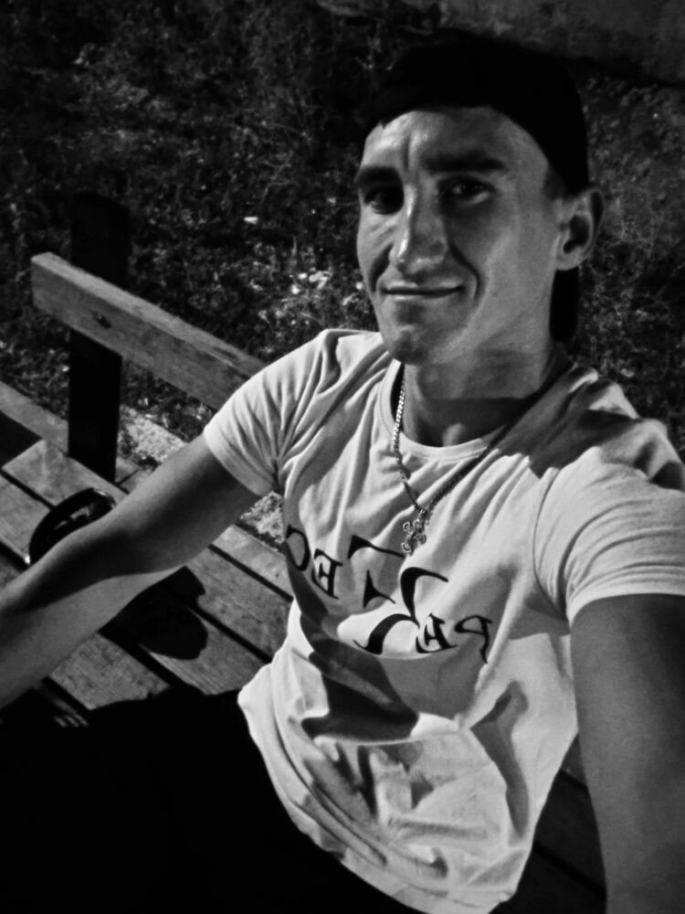  39168246  Nikolay, 31 ,    