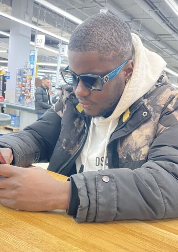  ,   Kiage, 26 ,   ,   