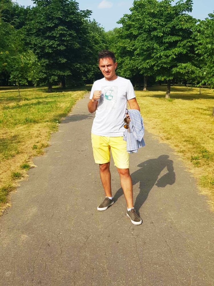  ,   Vlad, 37 ,   ,   