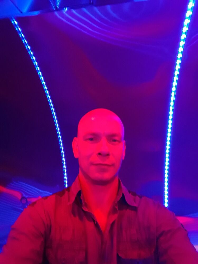  10746316  Augusts, 44 ,    