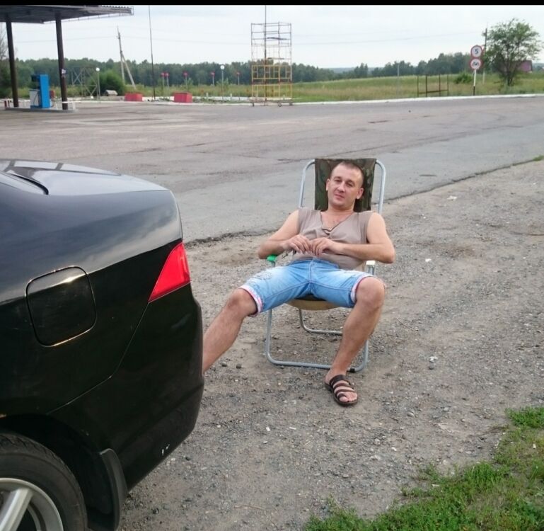  29840636  Roman, 44 ,    