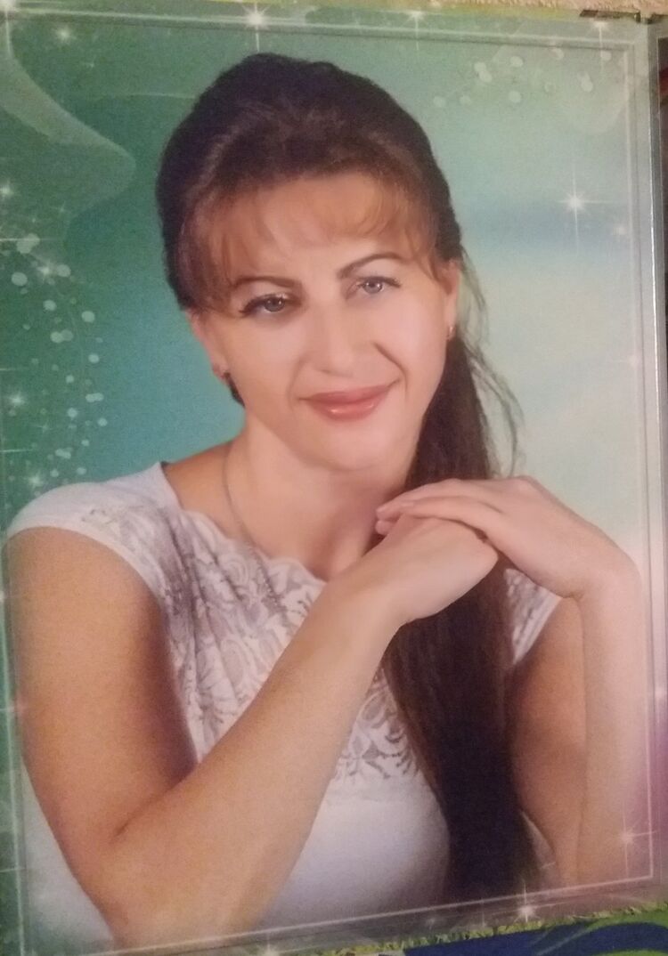  18126266  Svitlana, 43 ,    