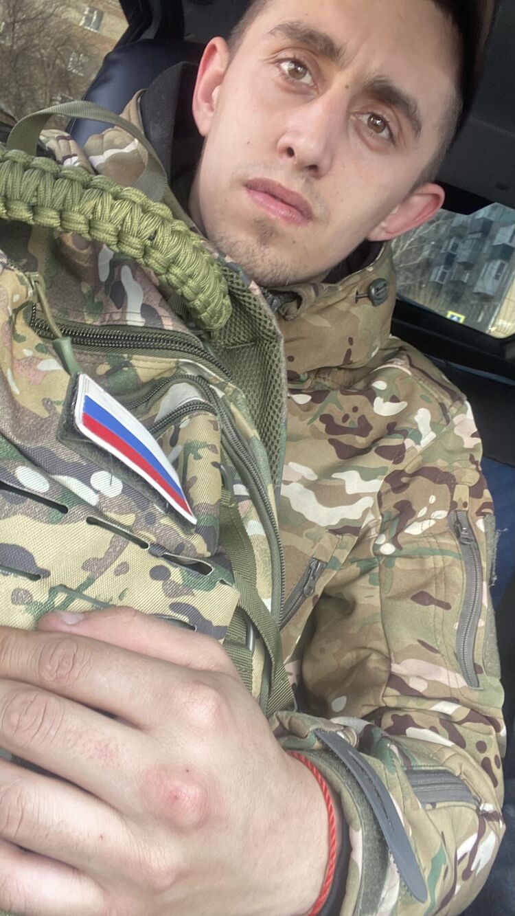  44867326  , 24 ,    