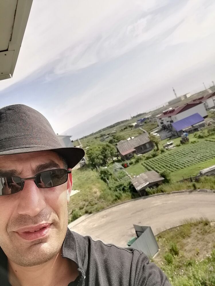  31548446  Ogannes, 42 ,    -