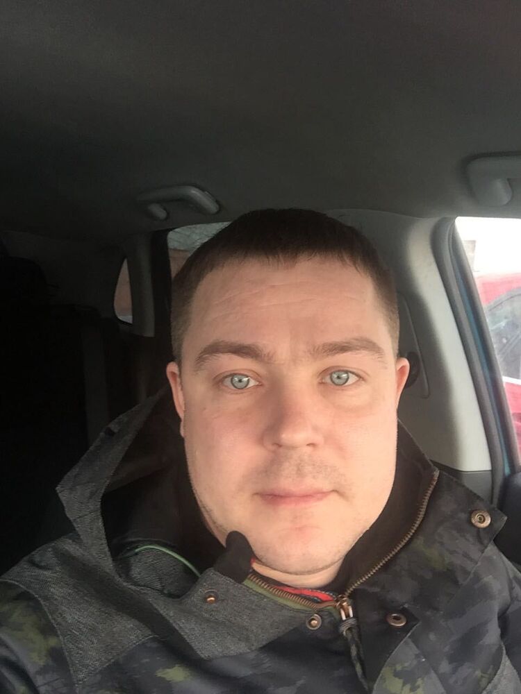  28128166  , 40 ,    