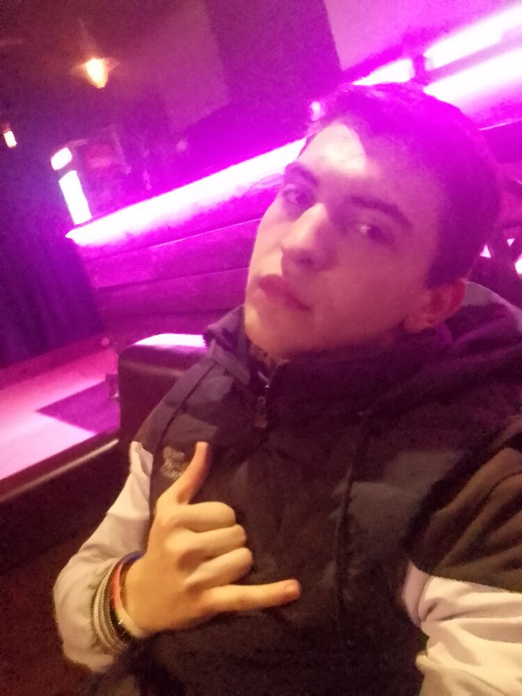  33939246  , 21 ,    