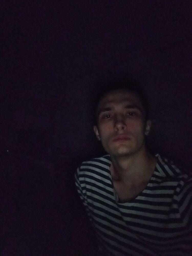  ,   Cryton, 28 ,  