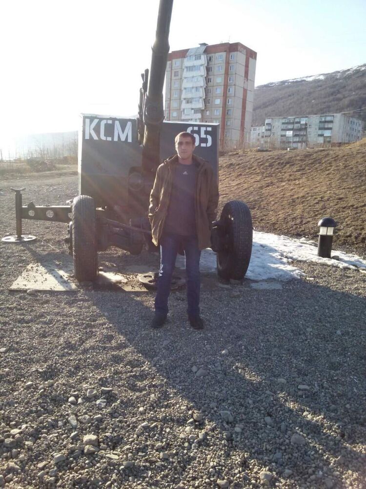  49575506  , 43 ,    